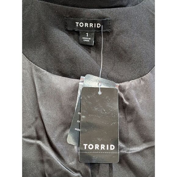 NWT Torrid Studio LS Crepe Black Cinched Waist Single Button Blazer 1X 14-16 - Picture 13 of 16
